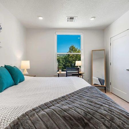 2Br Luxury Urban Escape Balcony & Fitness Center Apartment Salt Lake City Exterior foto