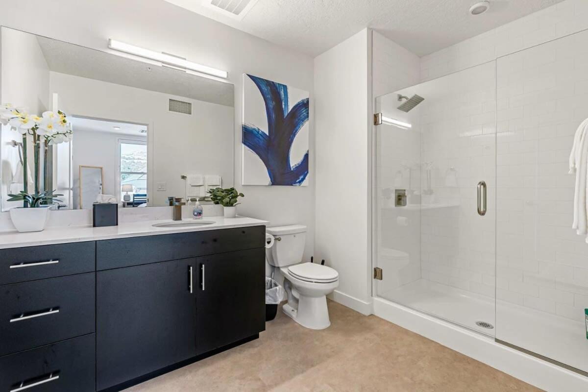 2Br Luxury Urban Escape Balcony & Fitness Center Apartment Salt Lake City Exterior foto